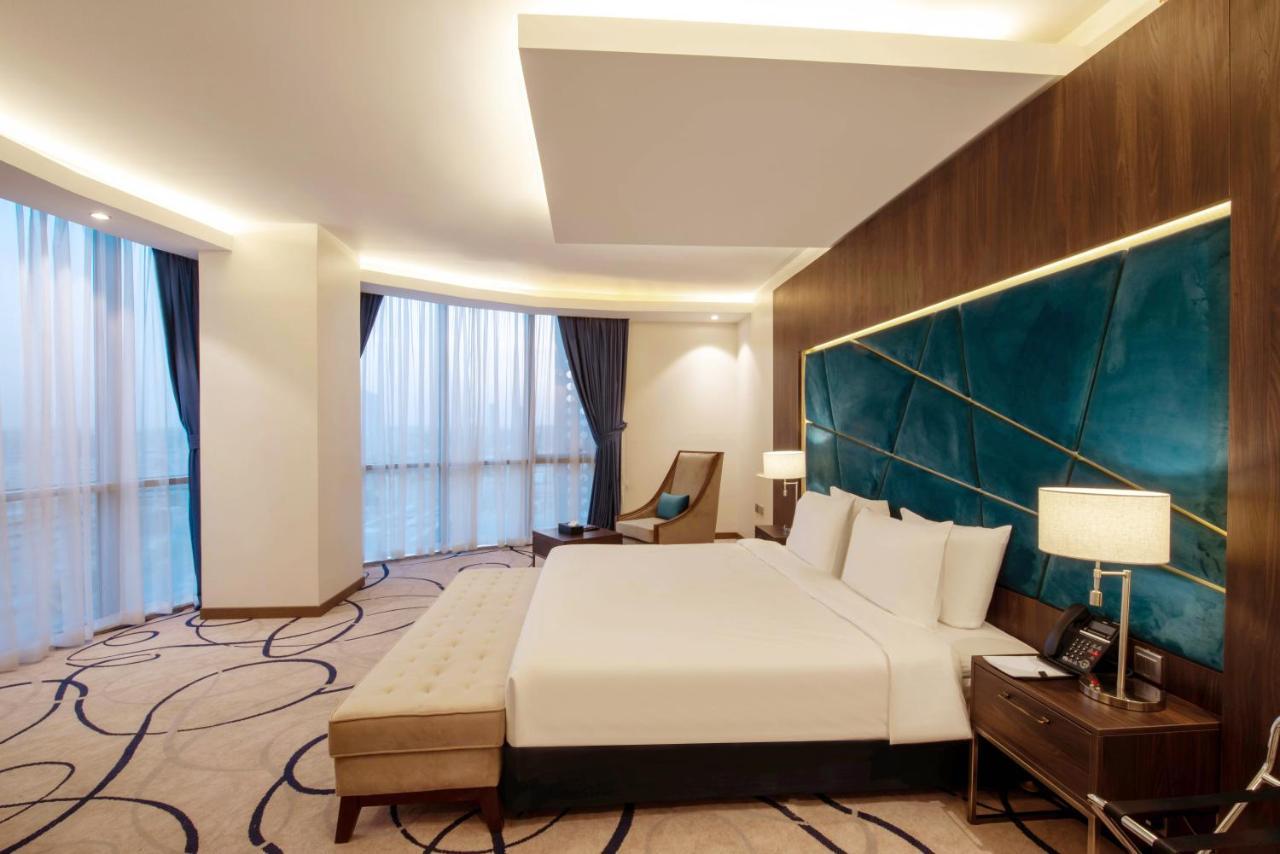 Warwick Riyadh Al Wezarat Bagian luar foto